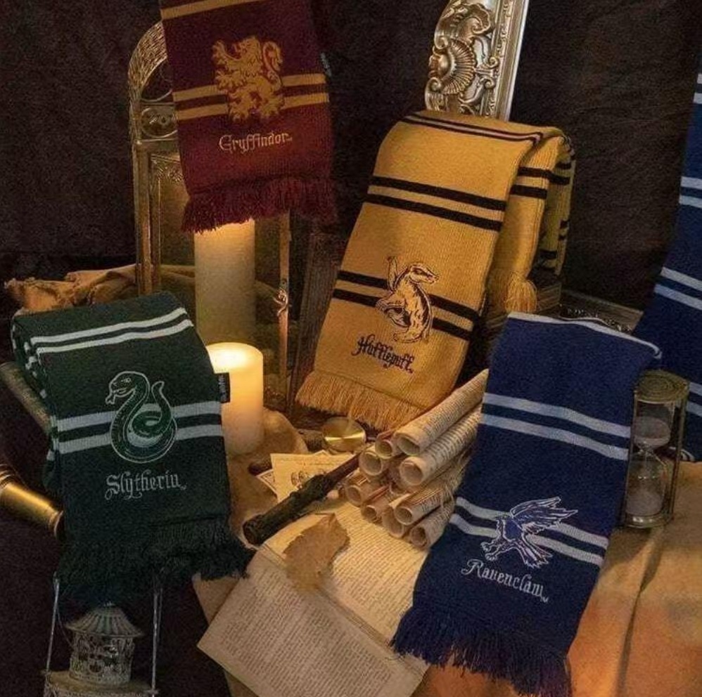 Не ожидала такой реакции, как четырёх летние дети прыгали от радости, с красными лицами счастья.