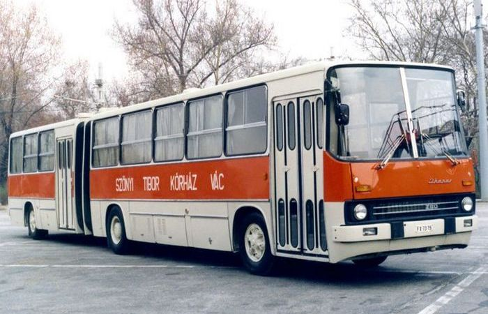 Почему советские водители едва ли не дрались за право работать на 200-х «Икарусах»