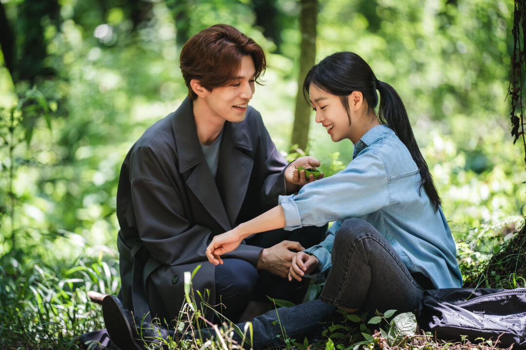 Кадр из дорамы "История девятихвостого лиса"