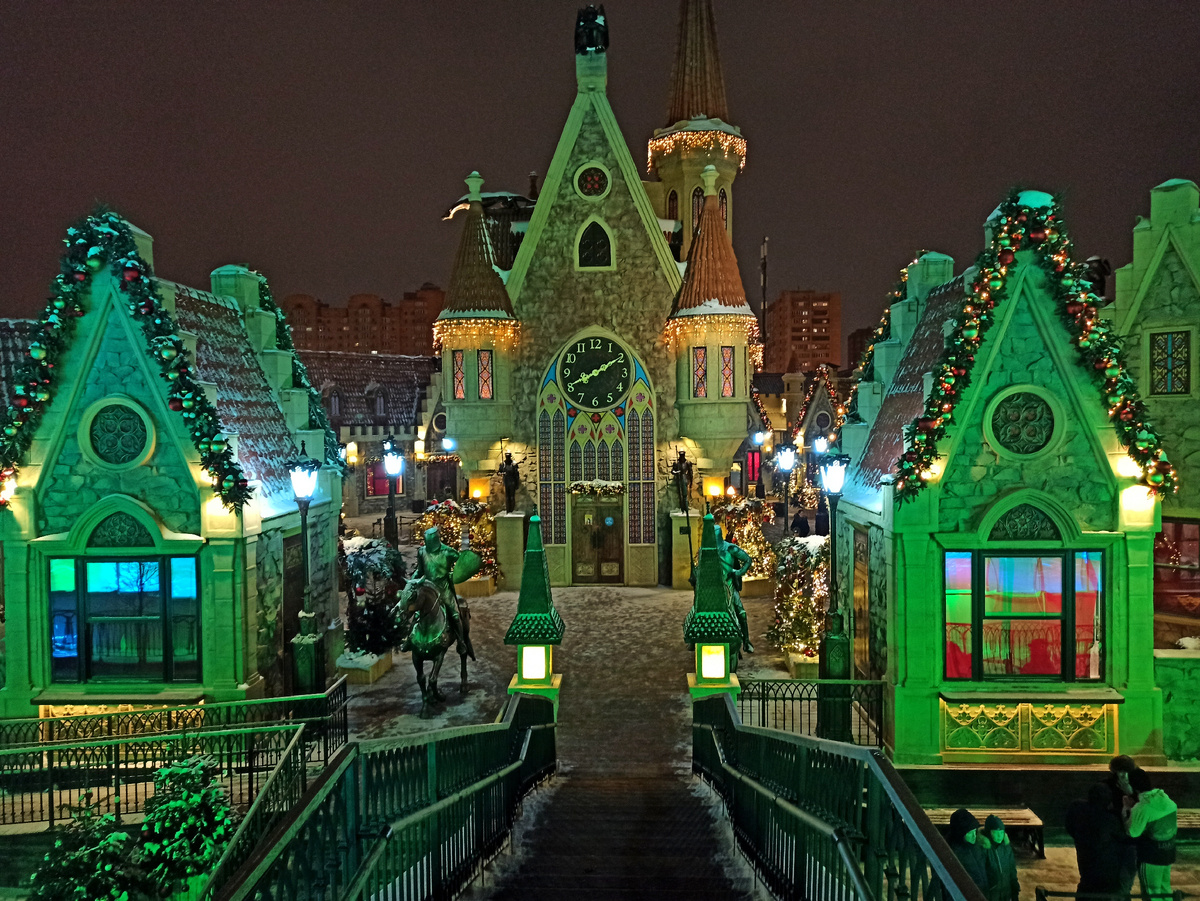 Новогодняя ярмарка в Новокосино.