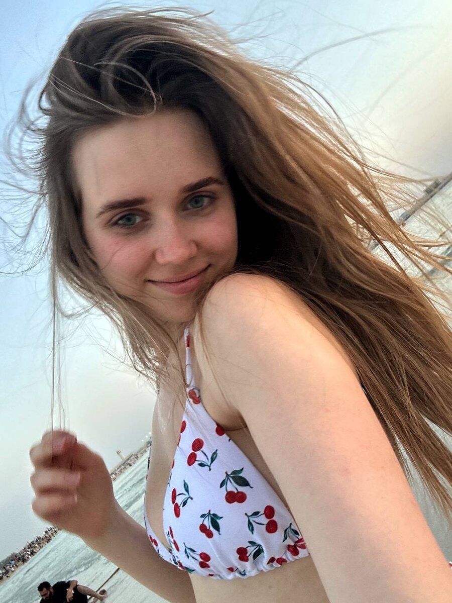 Жаркий Дубай со вкусными (бесплатными для меня😂) фруктами холодной весной ❄️ 