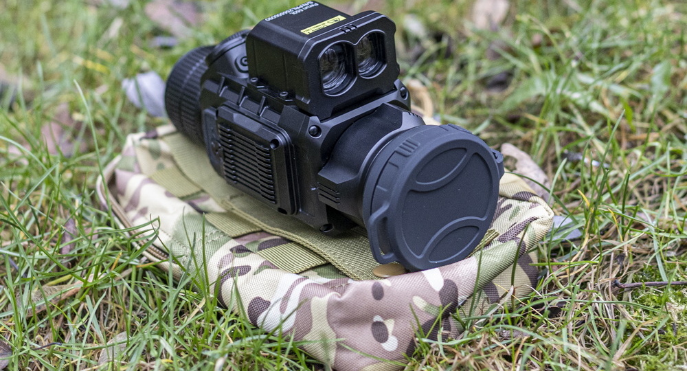 Высокое разрешение и чувствительность тепловизора Perun 650L: новый стандарт в охоте и наблюдении