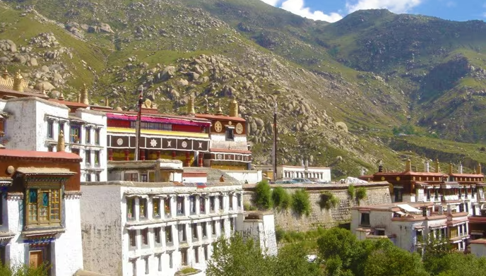 Один из крупных монастырей, где проводятся монашьи дебаты