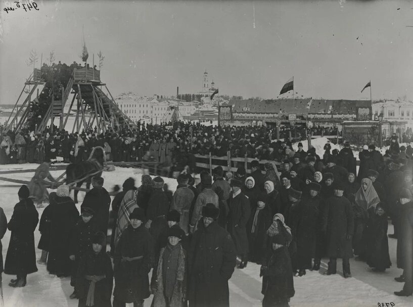    Главным местом гуляний был городской пруд, где ежедневно собирались толпы горожан. Фото: из архива АиФ-Урал