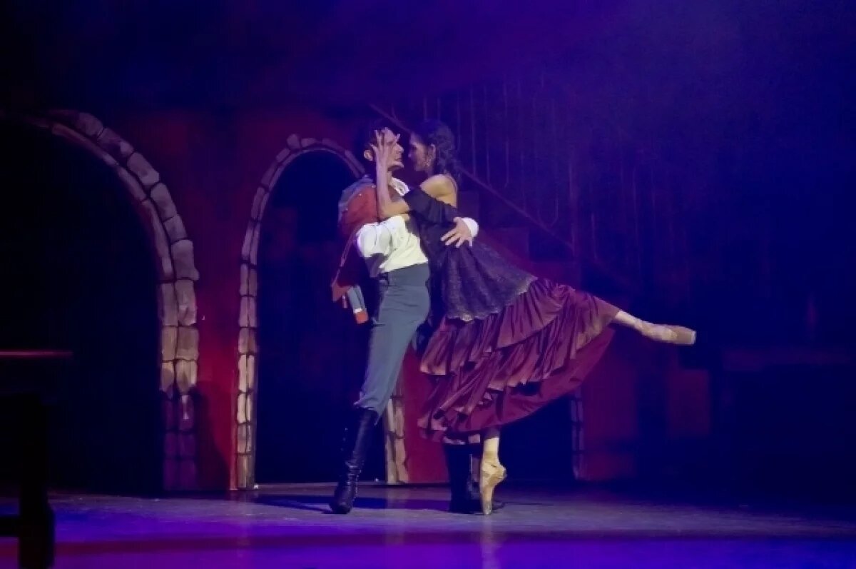    История, рассказанная более полутора веков назад французским писателем Проспером Мериме, продолжает волновать сердца