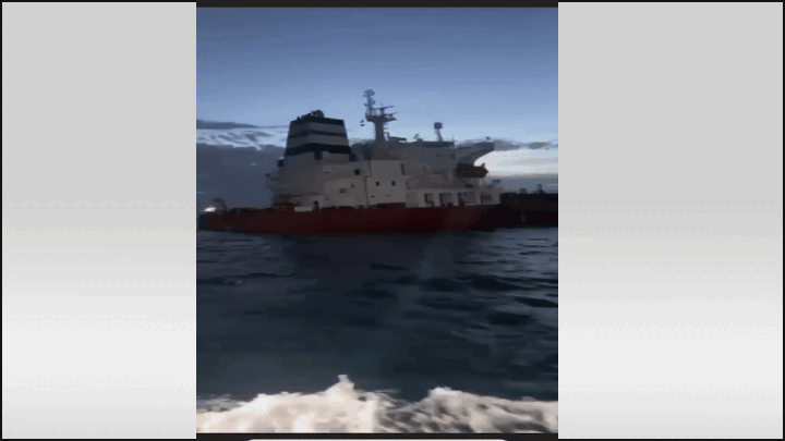    Ещё один повреждённый танкер. Видео: ТГ-канал Александра Коца