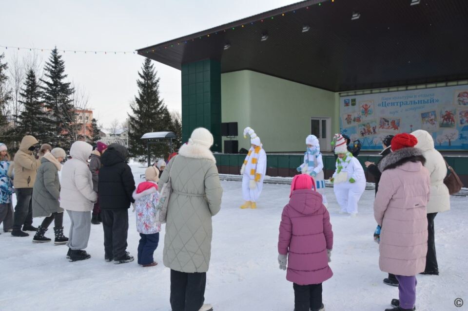    Открытие зимнего сезона в парке "Центральный". Источник: barnaul.org