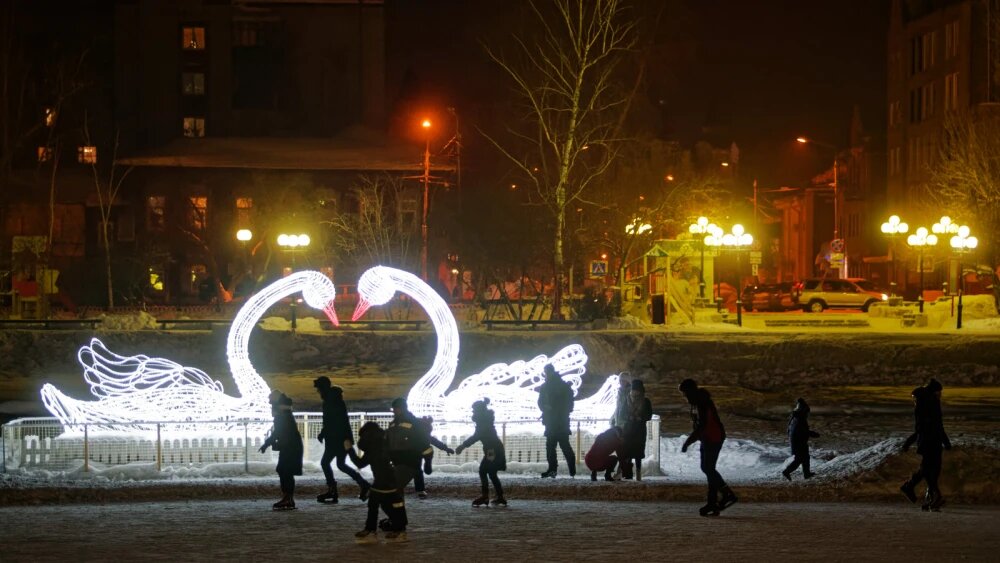          Каток на Белом озере, © Валерий Доронин