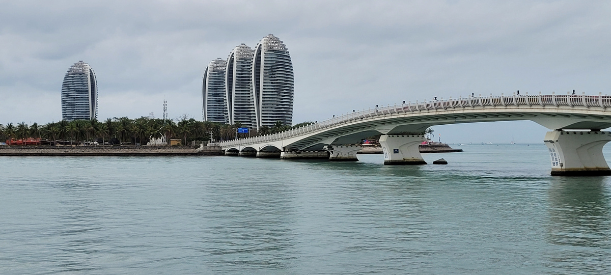 По пути. Мост на остров