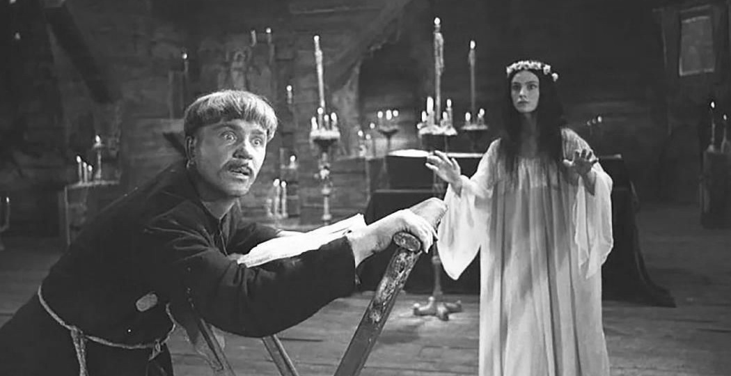 Стыд и срам: какие фильмы в СССР считались «развратом», а сегодня идут с рейтингом 12+?