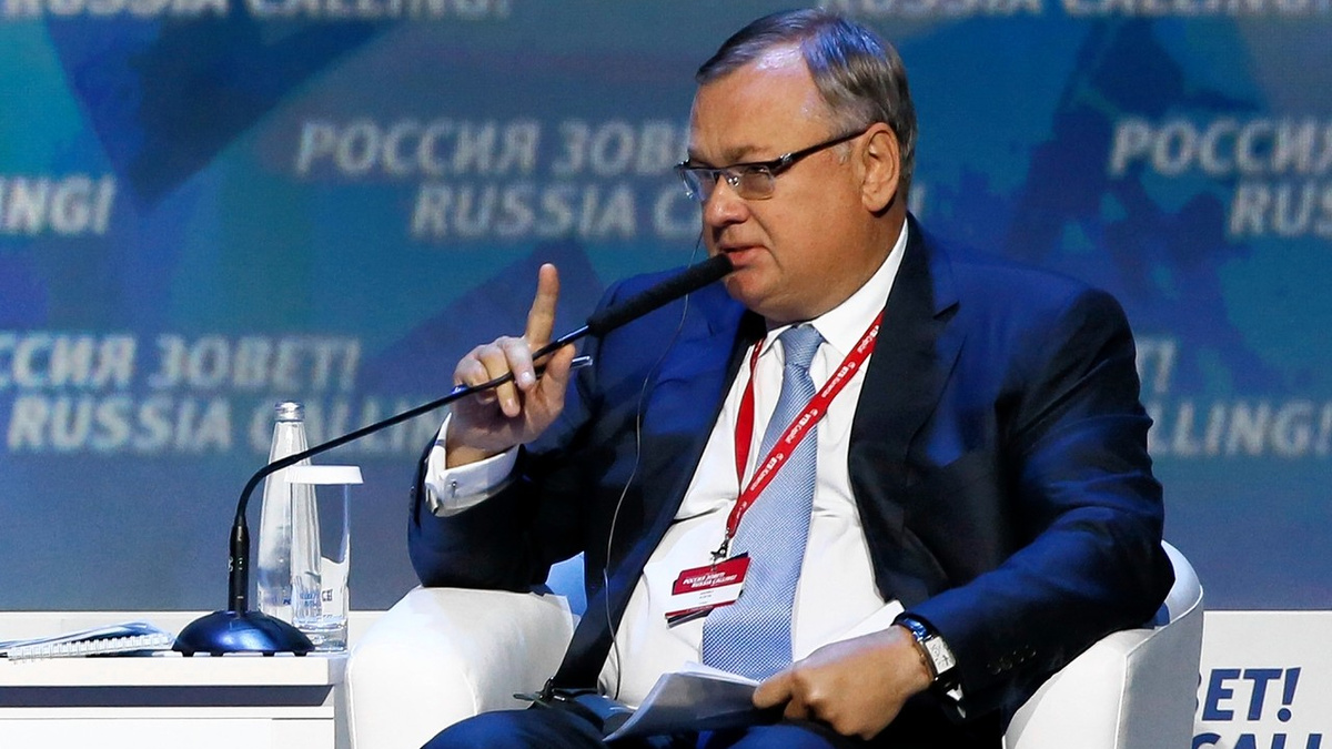 Когда рубль слабеет: к чему готовиться тем, кто хранит деньги в рублях