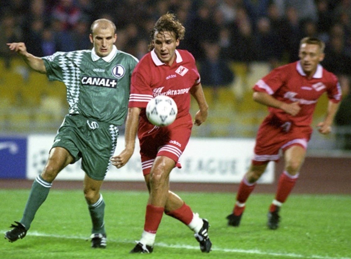     Сергей Юран в матче Лиги чемпионов против «Легии» / Фото: сайт УЕФА