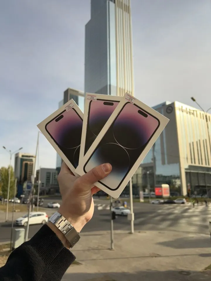 Астана-Покупки новых iPhone 14 Pro/Pro Max