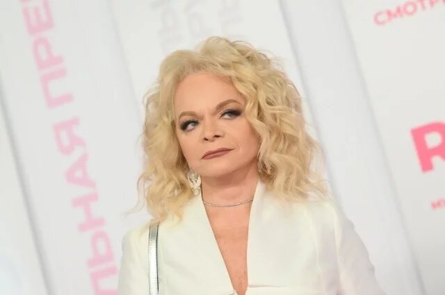    Лариса Долина. Досье