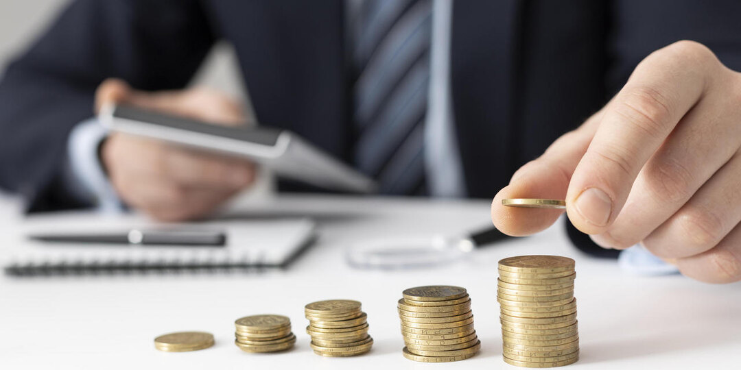 Почему честная зарплата медиков остаётся мечтой: от инициатив КПРФ до реальных источников финансирования в 2025–2026 годах