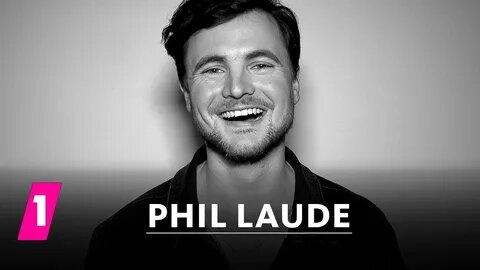 "Только с виду он мальчик-паинька
Никакой он не хороший"(с) Фото: YouTube