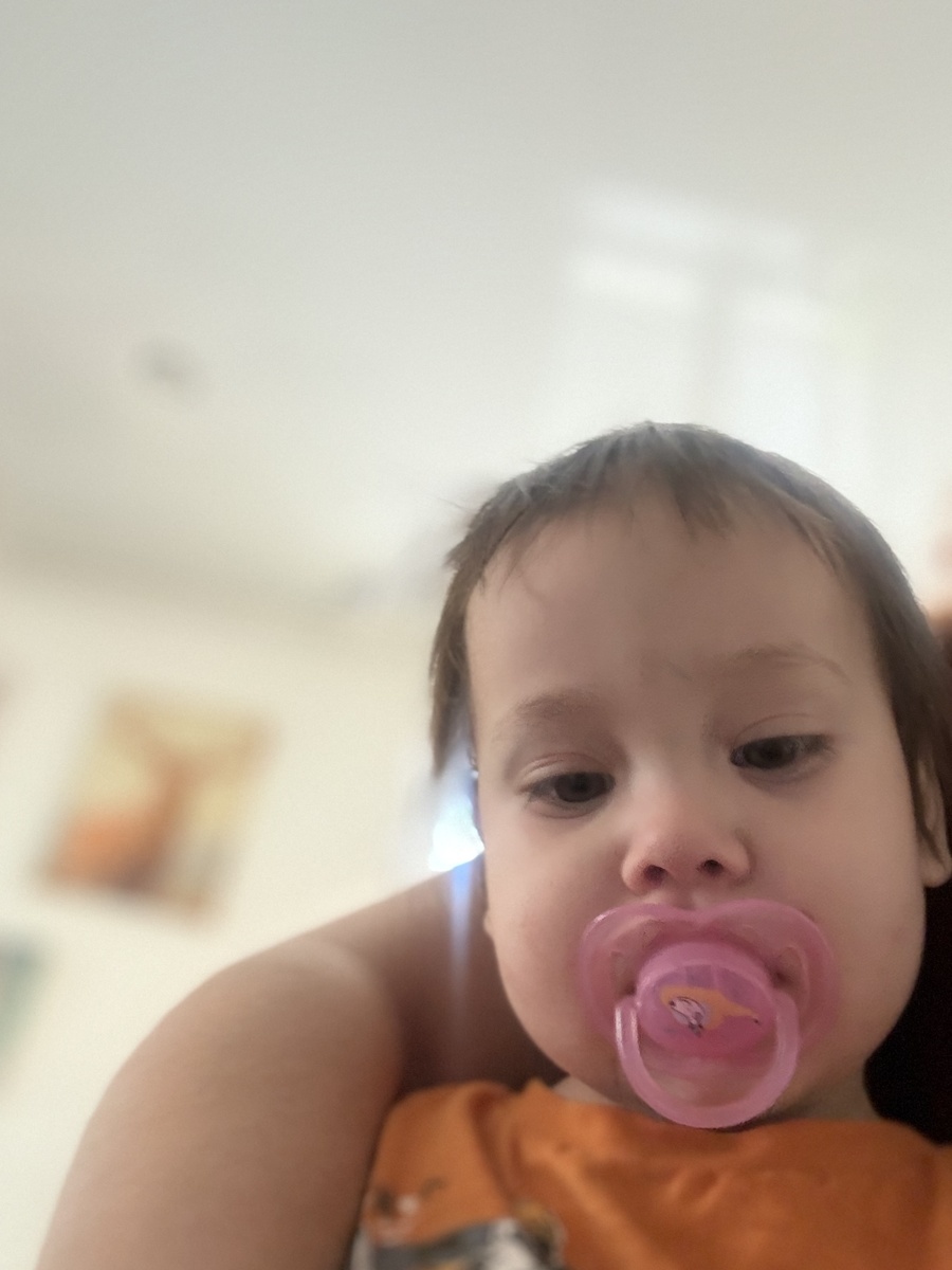 Такой милый ребёнок)