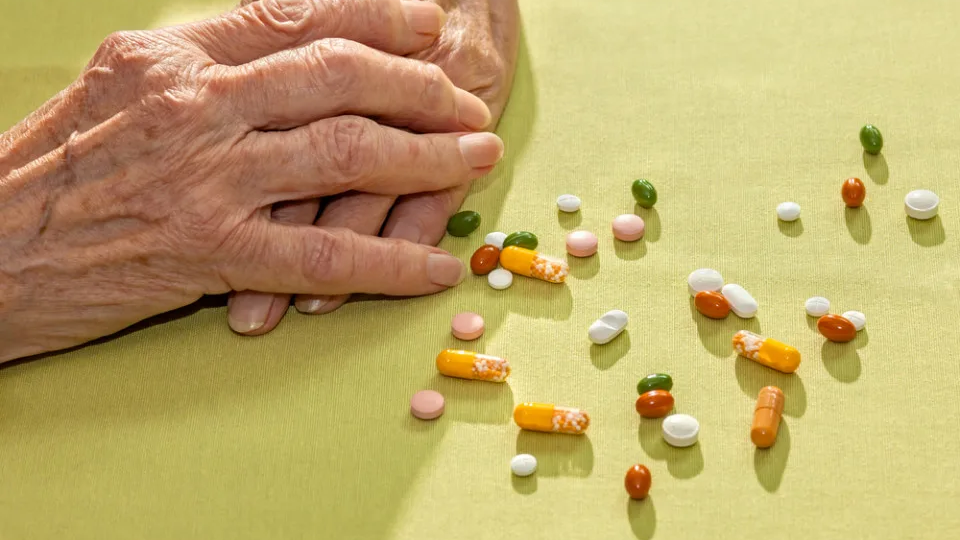 Препараты, которые часто назначают пожилым людям, но которые не имеют доказанной эффективности
