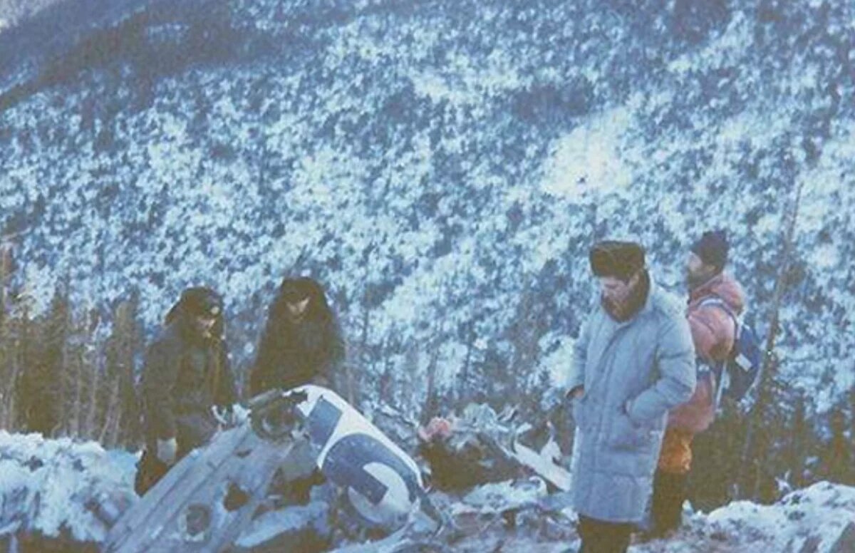    Их искали экстрасенсы.