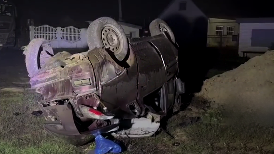     Молодая девушка на Lada Priora устроила смертельное ДТП в Ростовской области t.me/Госавтоинспекция Ростовской области