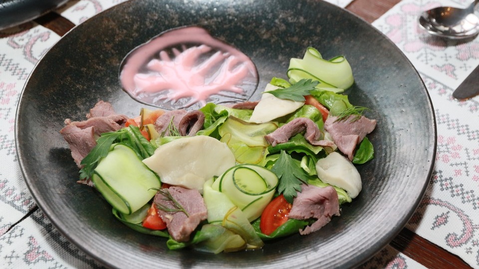 В Горно-Алтайске проходят съемки программы «Повара на колесах» с звездными шефами