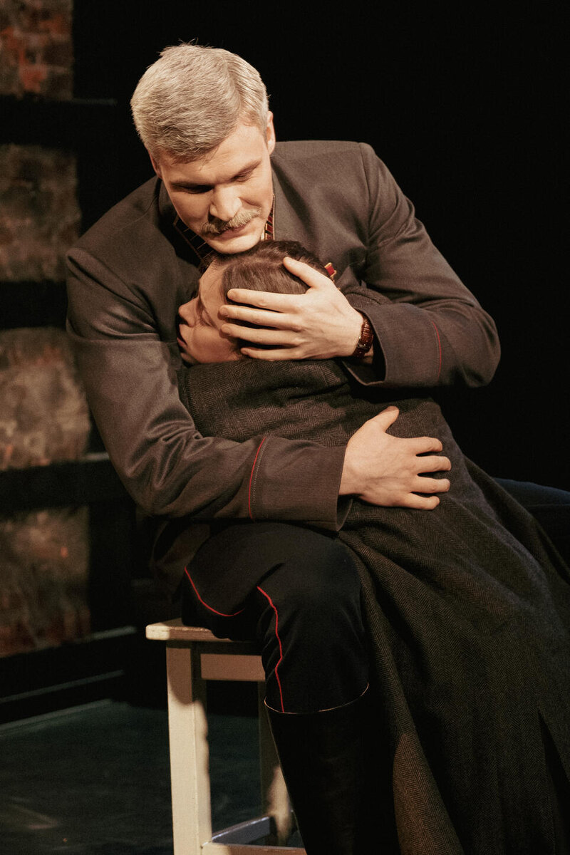    Артем Гурин, Анна Ляхова предоставлено пресс-службой театра, фото Яны Овчинниковой