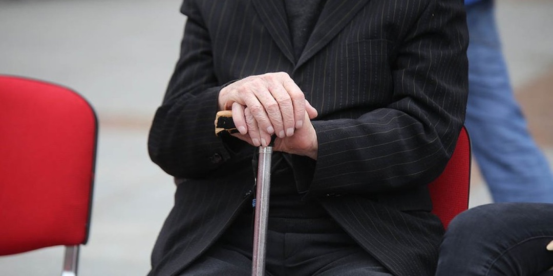 Каким пенсионерам могут дать надбавку за советский стаж