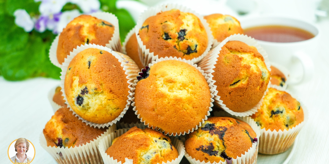 Кексы с черной смородиной, готовить легко и быстро!