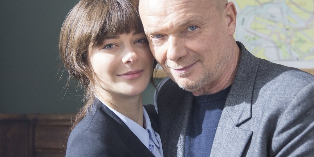 Развод после 20 лет брака, как выглядит его новая любовь и жизнь на две страны. Кем стал единственный сын: о личном Андрея Смолякова