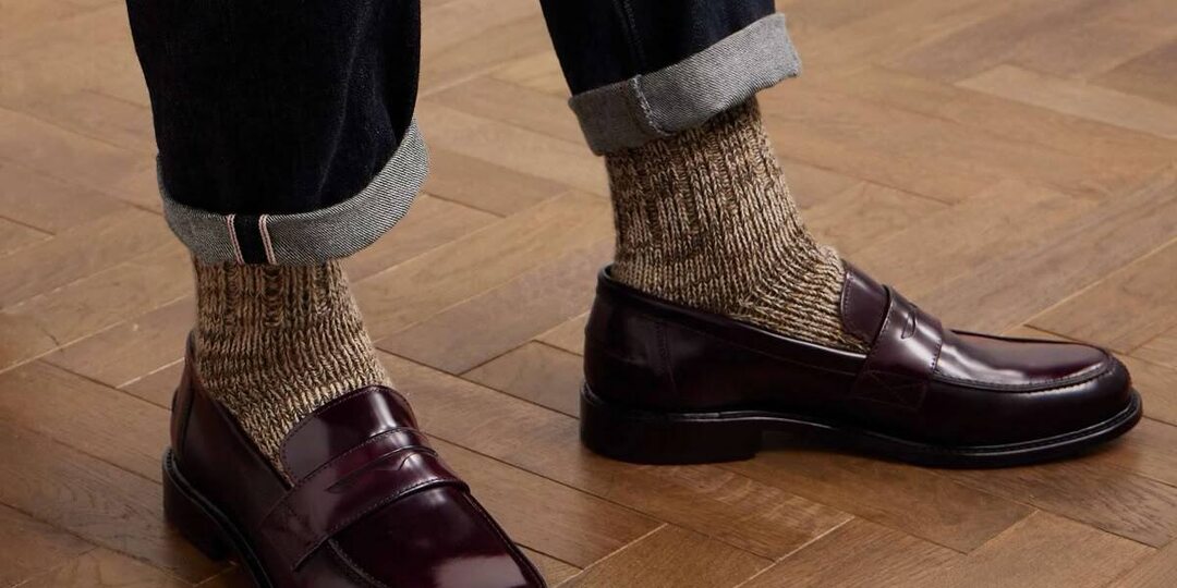 Носки: небольшой гид по важному аксессуару и главному недорогому подарку
