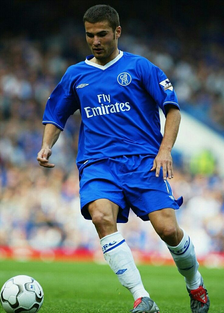 «Он был невероятным талантом. Я не думаю, что многие люди знают, насколько он был хорош. У него была левая нога, которой он мог делать все, и он был очень, очень силен. В тренировочном матче он мог делать вещи, которые не могли делать другие».
— Фрэнк Лэмпард (бывший партнер по «Челси»).