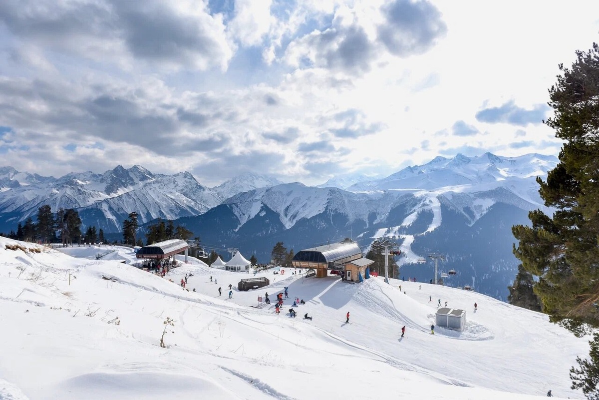 Общая протяжённость горнолыжных трасс в Архызе — 27 км. Фото: yandex / Яндекс Карты