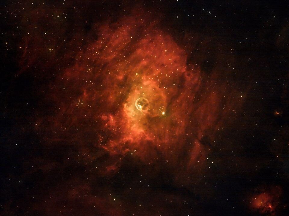    Туманность "Пузырь". Источник: Роман и Татьяна Воробьёвы, t.me/altzap