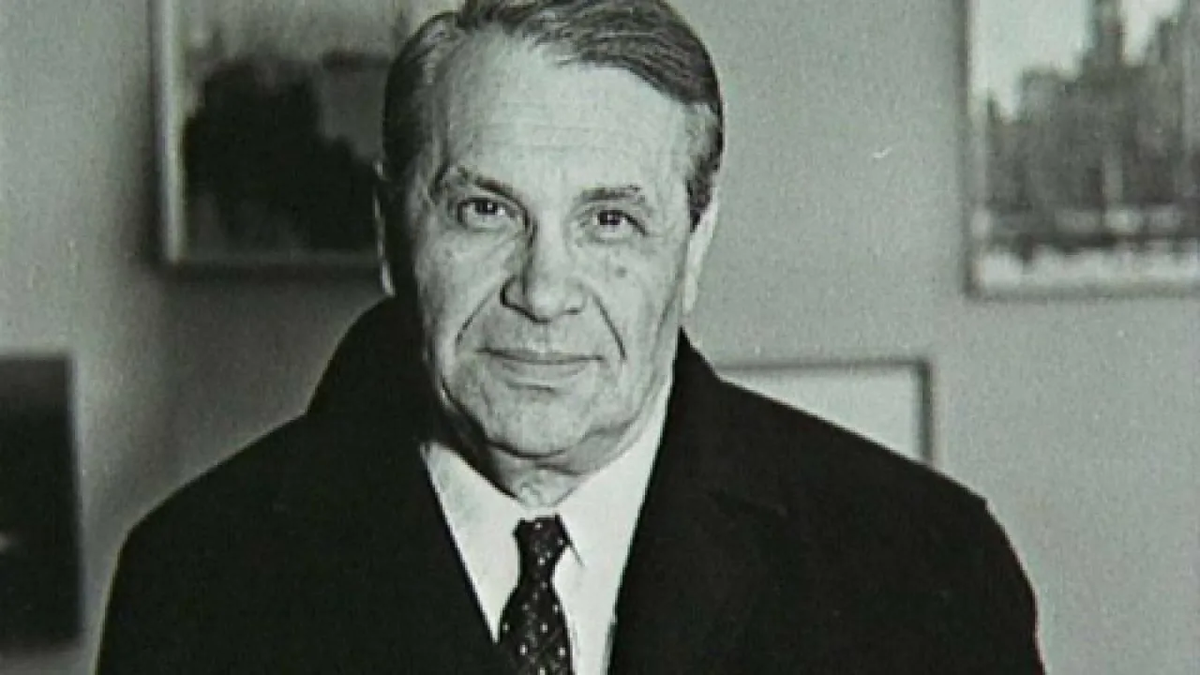 Марк Бернес