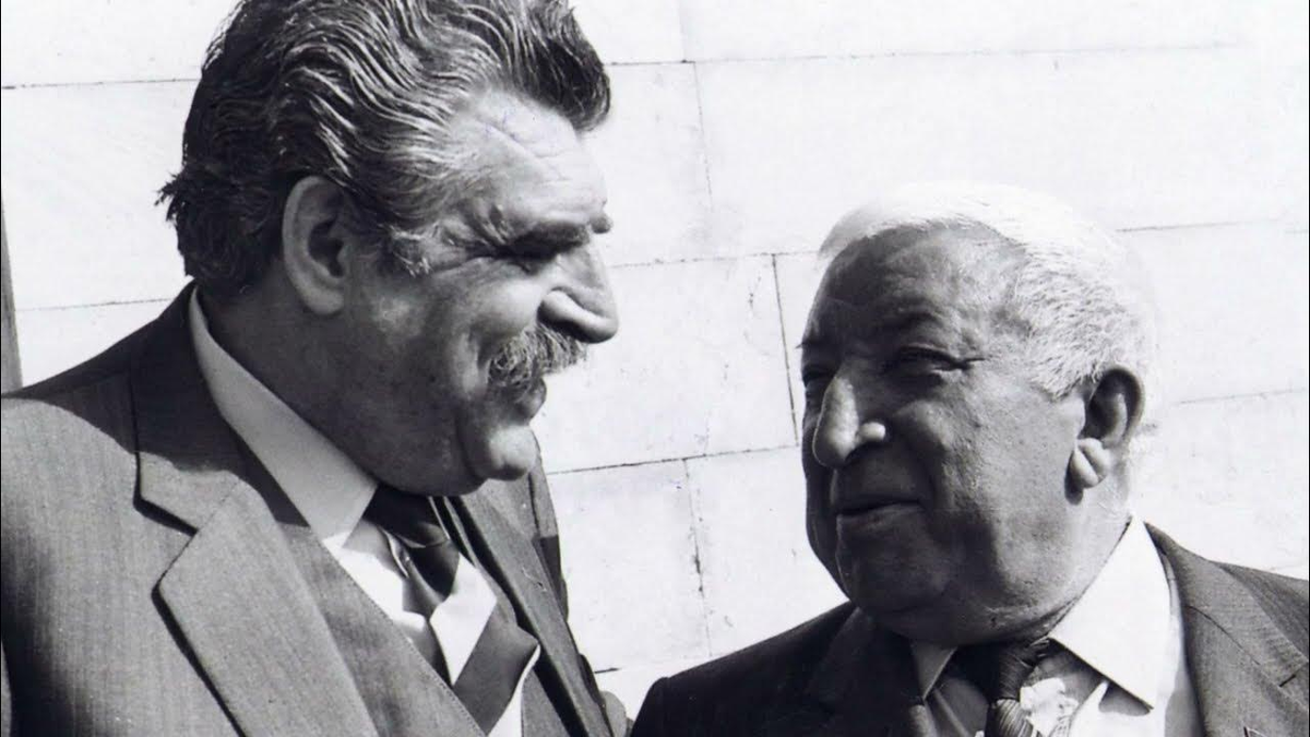 с Расулом Гамзатовым