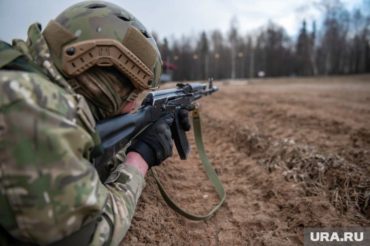     Российские бойцы ведут штурм Гуляйполе в Запорожской области