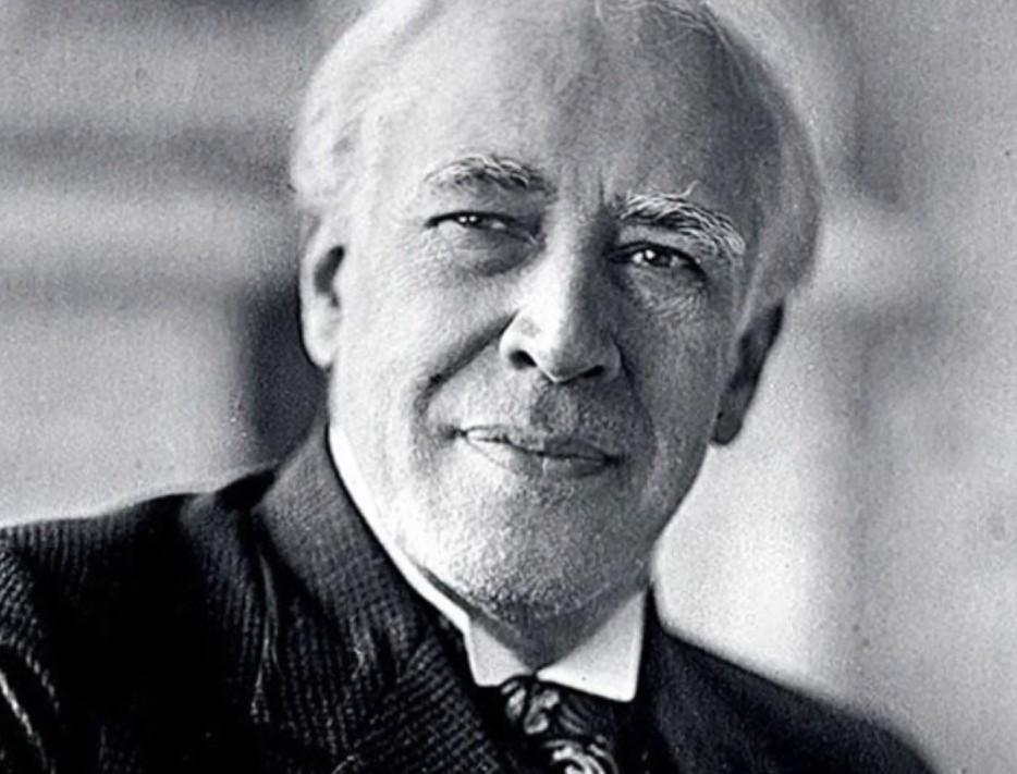 Станиславский. Фото: https://tgstat.ru/