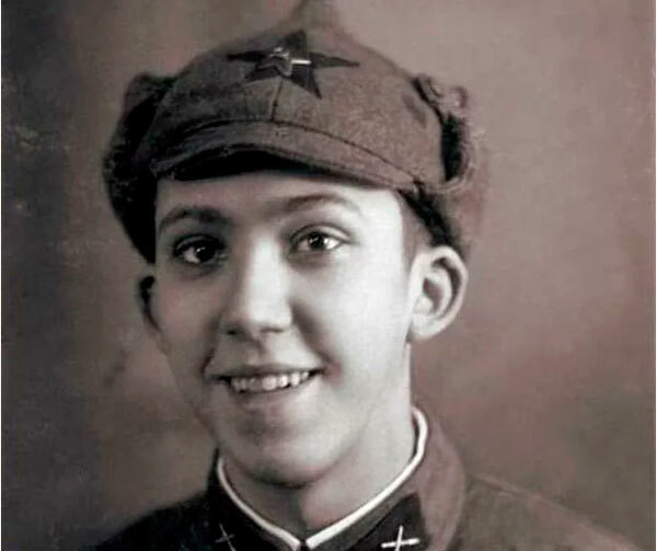 Две войны за спиной. Невероятная жизнь Юрия Никулина