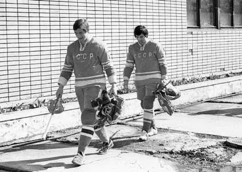 Валерий Васильев и Валерий Харламов. 1974 год. (фото А.Хомич)