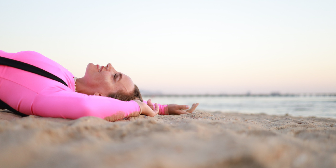 Как можно «заработать» инсульт во сне? Неожиданная связь подушки, шеи и блуждающего нерва