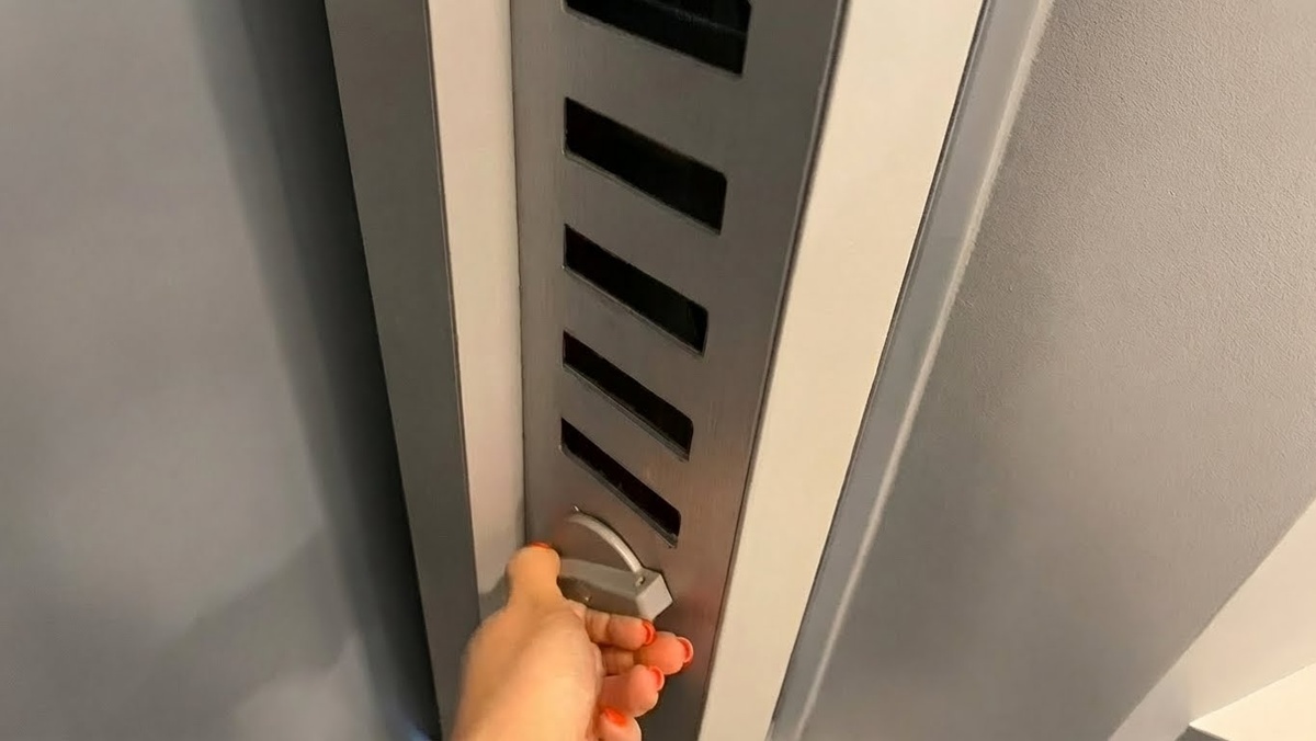 Почему в квартирах за 100 миллионов нельзя открывать окна