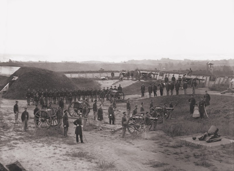 На укреплениях Вашингтона.