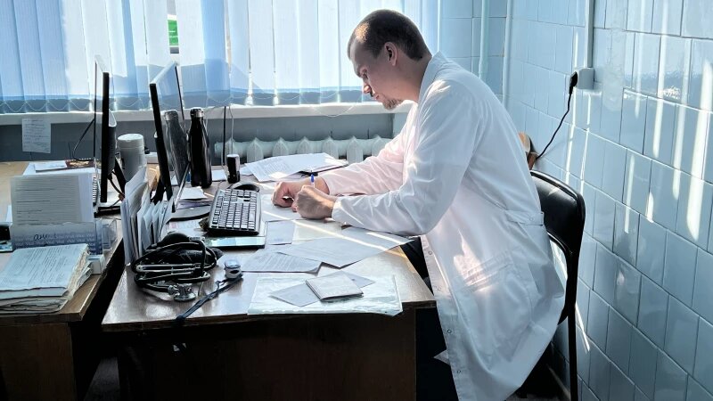     Прием у врача. Врач. Участковый терапевт. Altapress.ru