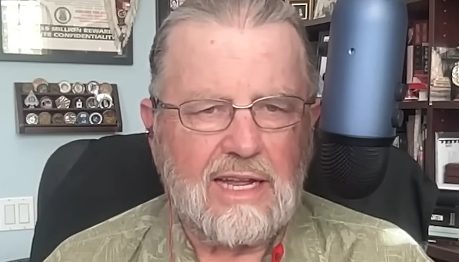 «Всё готово»: экс-аналитик ЦРУ Джонсон объяснил, что именно Путин сделает с Европой в случае атаки на Россию