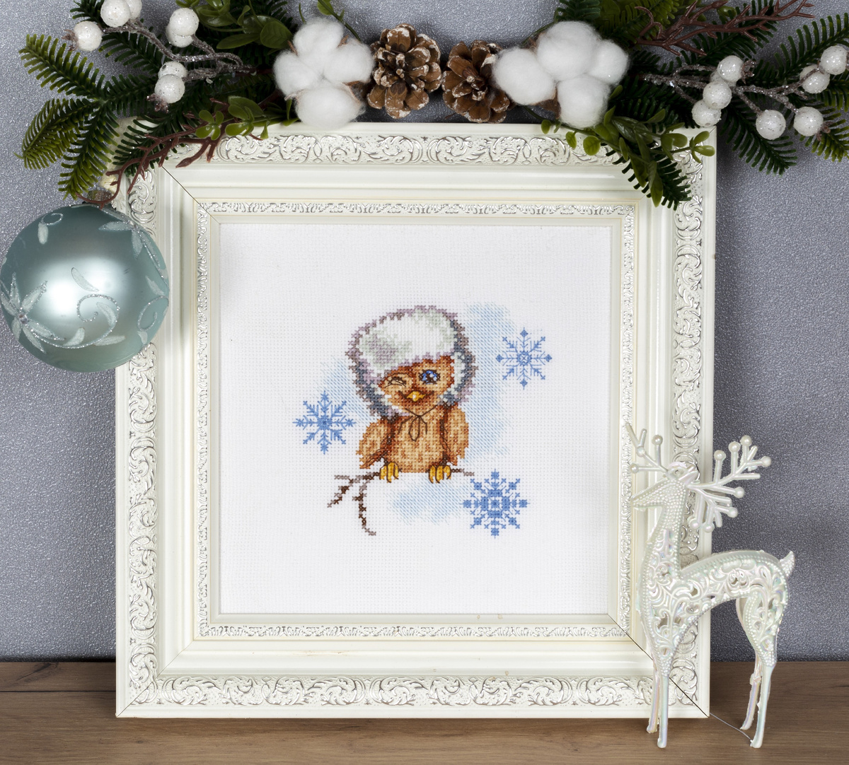 Фото отшива в новогоднем оформлении. Фото автора статьи, дизайн - Бася-Арт