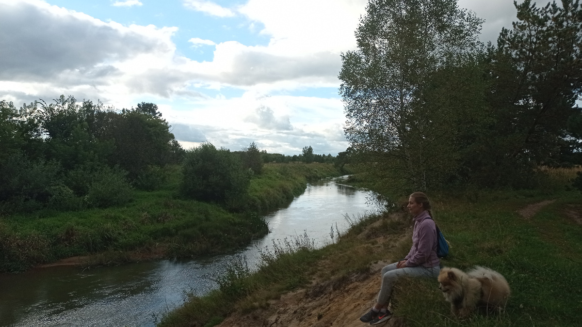 Это я, Кочеткова Наталья, приятно познакомиться с кем ещё не знакомы. Я научный психолог (очное обучение в МГУ по направлениям клиническая психология, нейропсихология) и автор большинства статей на этом канале. Также иногда статьи создаются из мыслей читателей, историй доверителей и пользователей нашего сайта KgMinus.ru.