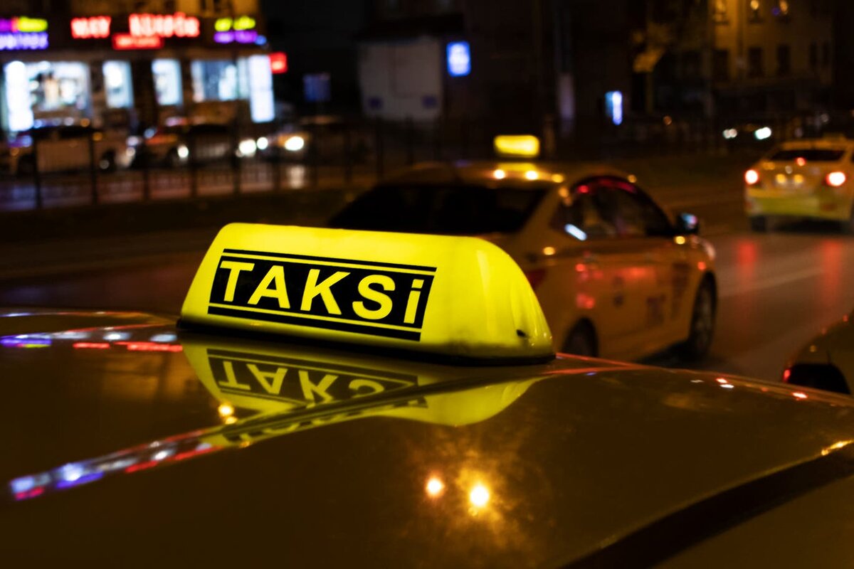 Турция возглавила антирейтинг стран, где туристы чаще всего рискуют столкнуться с обманом в такси