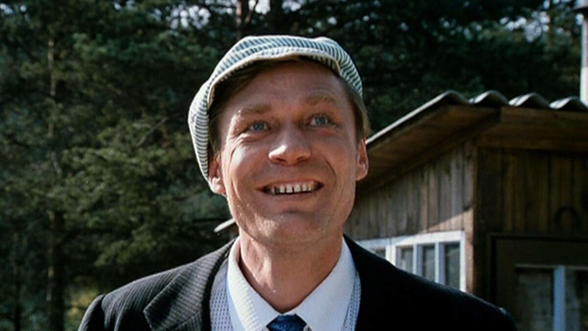 кадр из фильма «Любовь и голуби»