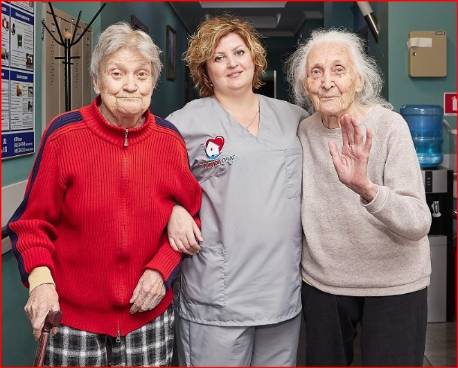 Потоянная забота к постояльцам в пансионате "Родной очаг"