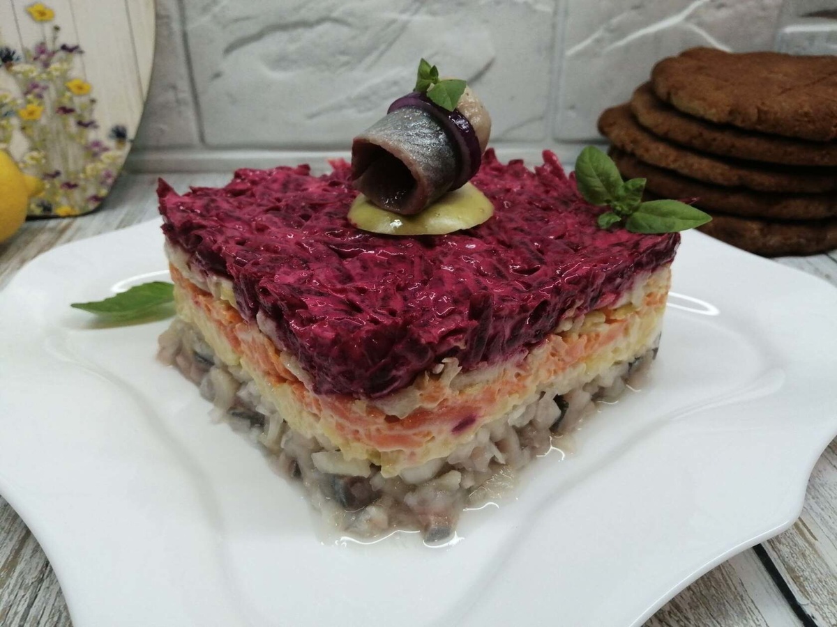    Сельдь под шубой в банке — гениальный хит для идеального застолья